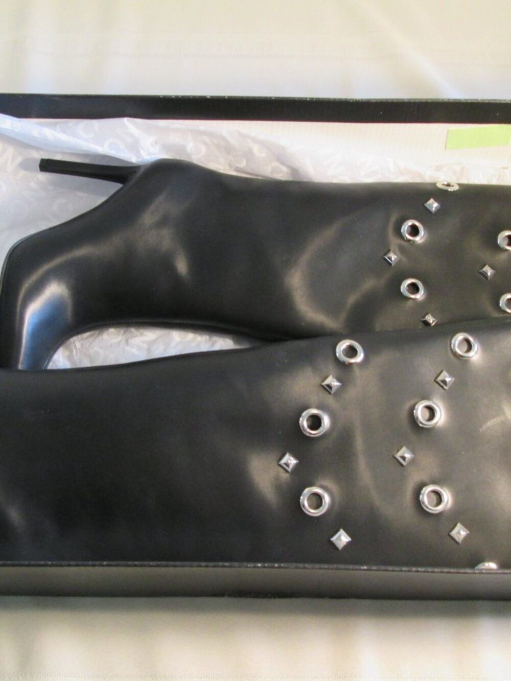 I.N.C. Saiqa Grommet Knee High Boots NIB Sz 6 - Picture 10 of 10